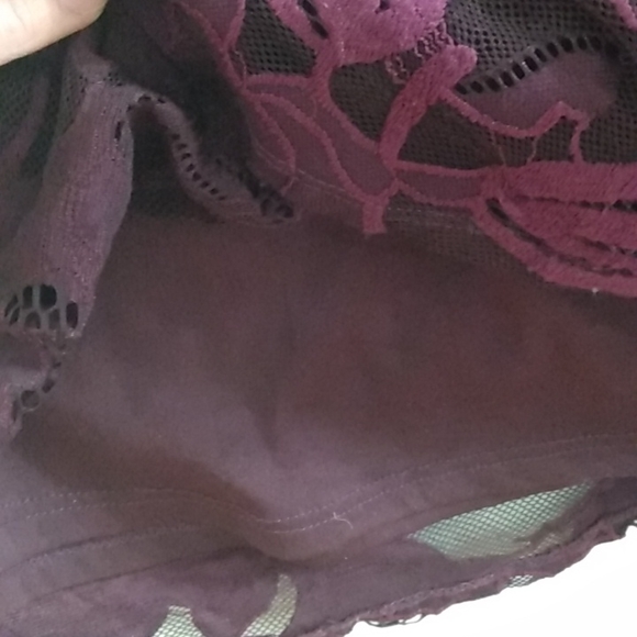 Off the shoulder,Lace ,Purple color dress , Medium size (arm holes fit small). - Picture 4 of 5